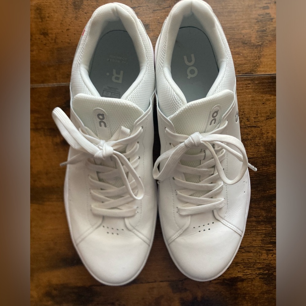 On Cloud “The Roger” size 13